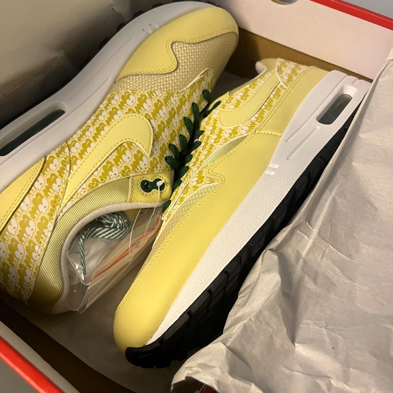 Nike Scarpe da uomo: Nike Air Max 1 Lemonade – Nuovo (secondo la descrizione) da Winterthur venduto da LaBodega