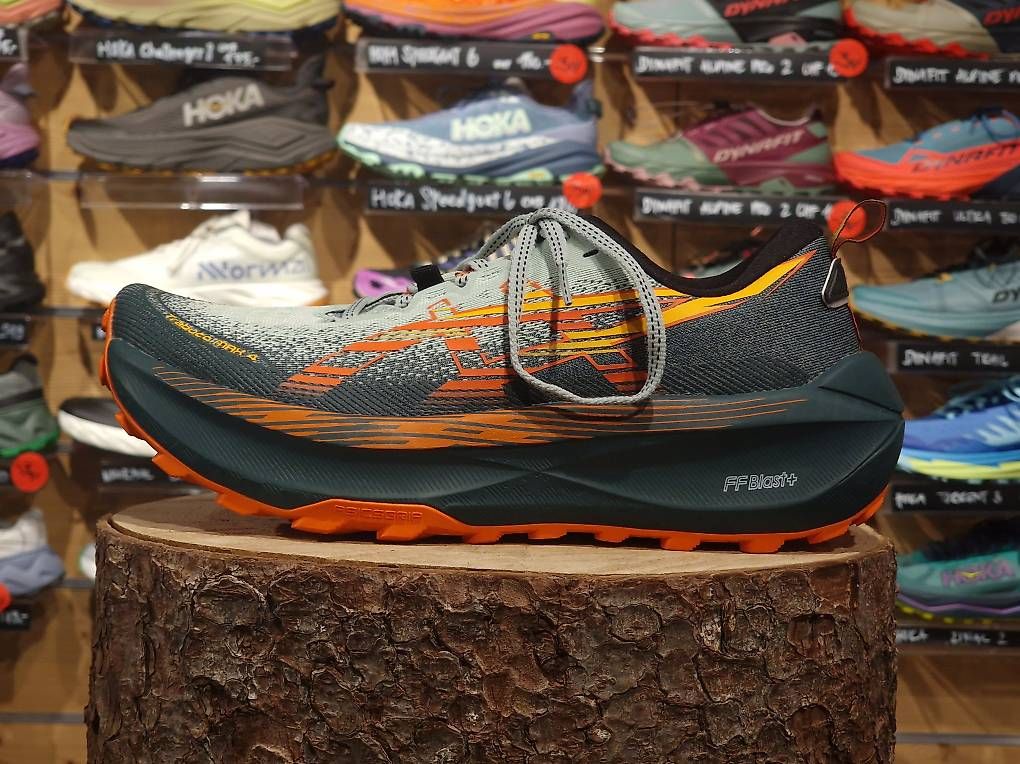 Scarpe da uomo: ASICS TRABUCO MAX 4 MEN | TRAILRUNNING SCHUH – Usato da Grindelwald venduto da Backdoor_Shop