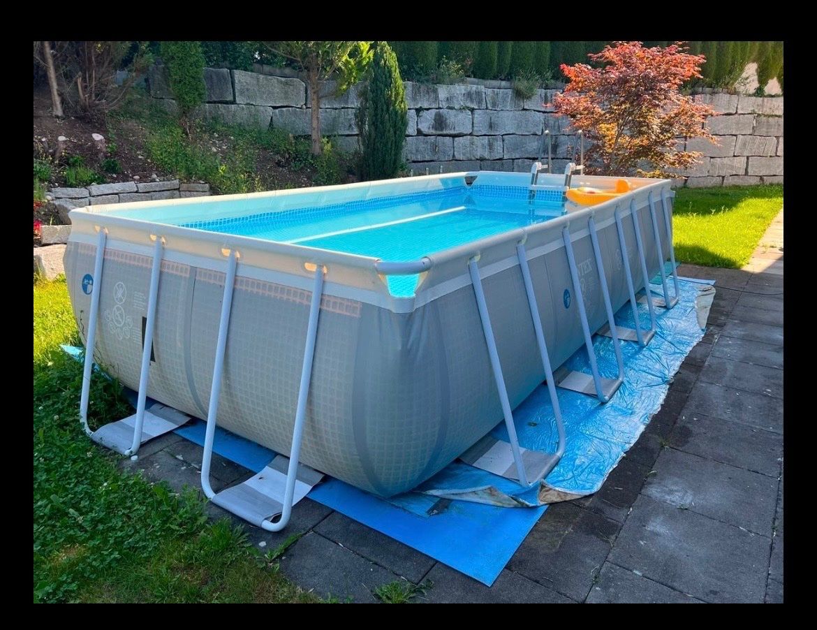 Intex Piscine: Pool 470cm x 260cm x 110cm – Usato da Rumlikon venduto da Naoona