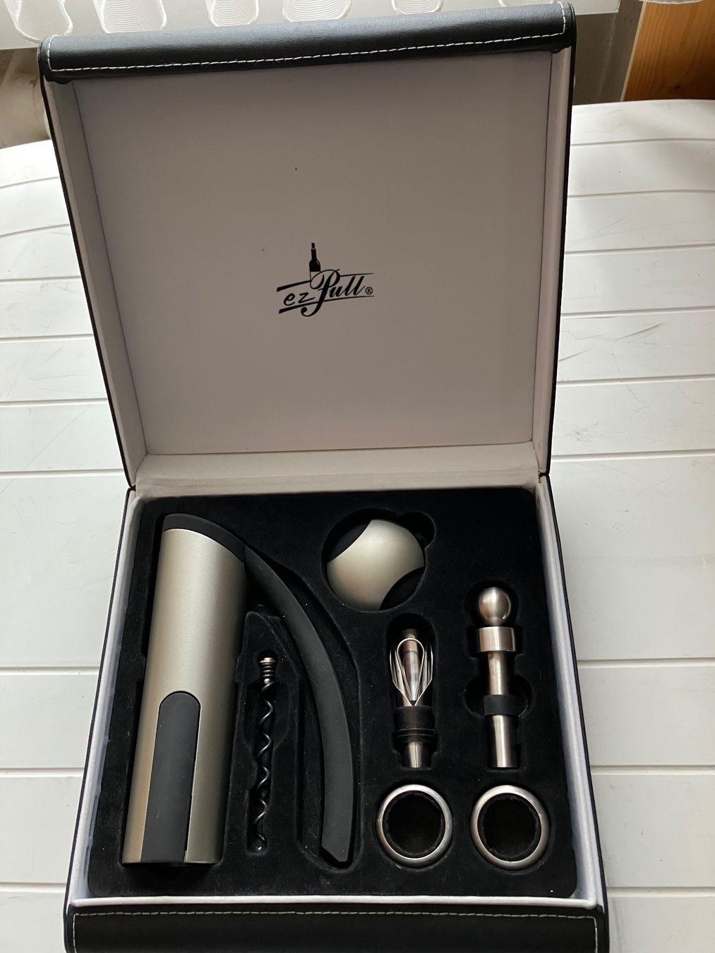 Flaschenöffner & -verschlüsse: Korkenzieher Geschenkset neu – Neu und originalverpackt aus Aadorf von heiluz15 2