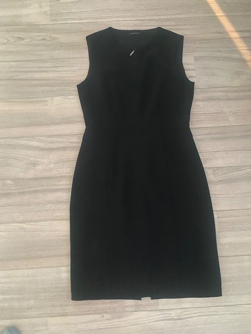 Strenesse Kleider: STRENESSE Etui Kleid schwarz Gr. 38 – Gebraucht aus Bonstetten von VCLS