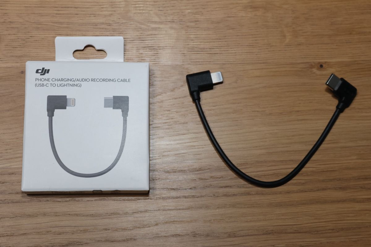 DJI Câbles: DJI Ladekabel USB-C zu Lightning – D'occasion à St. Gallen par UsDeSchwiz