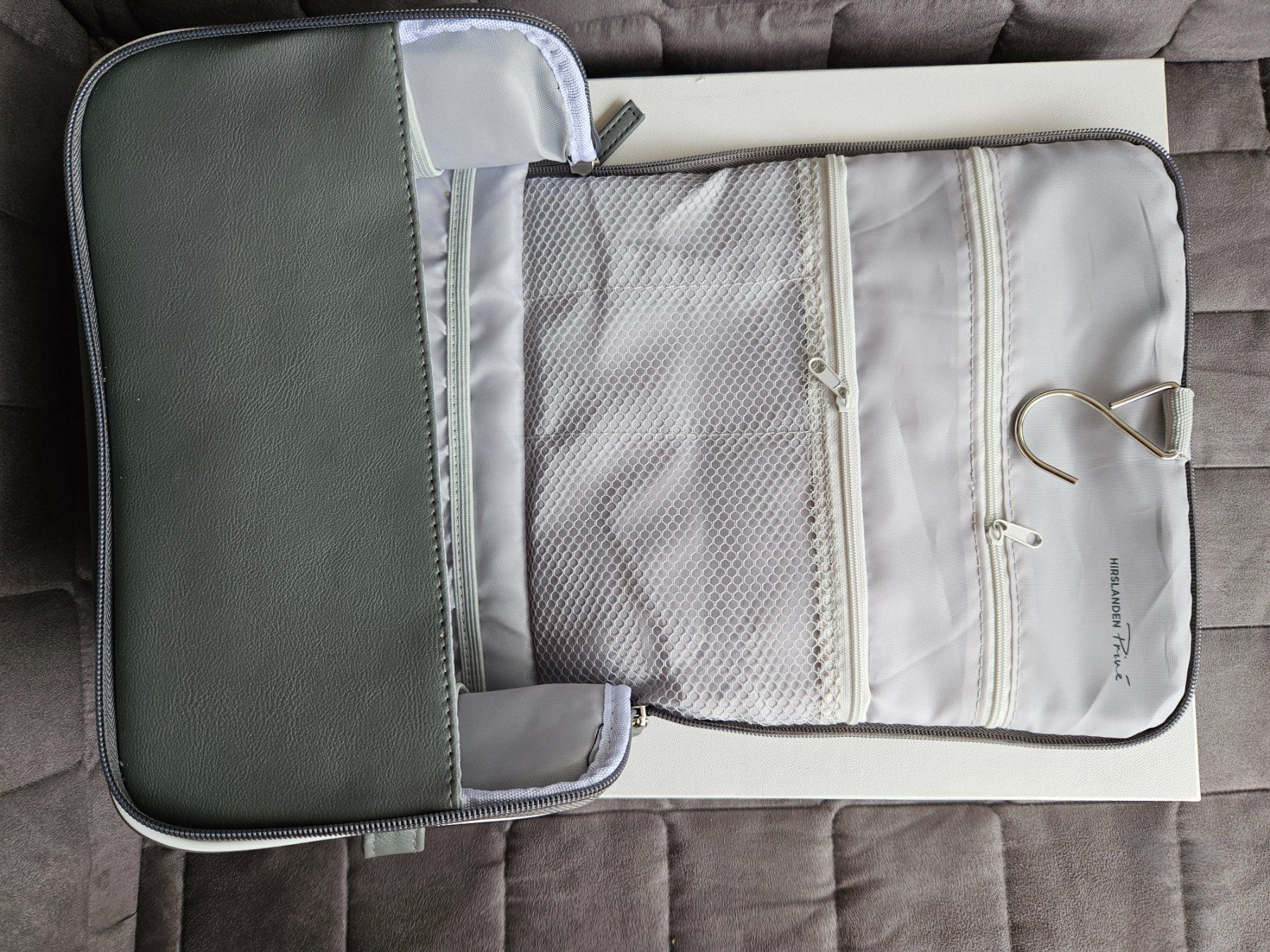 Kosmetikkoffer: Necessaires (2 Stück) – Neu (gemäss Beschreibung) aus Küsnacht ZH von scholli58 1