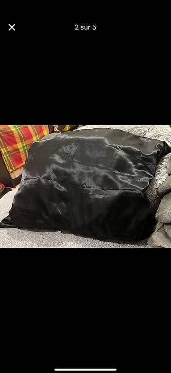 Biancheria da letto: Lot de 2 taie en satin avec fermeture éclair – Nuovo e nell'imballaggio originale da Lausanne venduto da Ale_x_ia