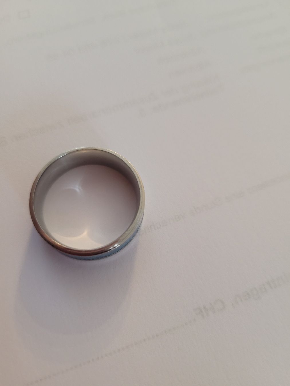 Anelli: Edelstahlring mit blauem Muster, Grösse 11 – Nuovo e nell'imballaggio originale da Bassersdorf venduto da leader07 1