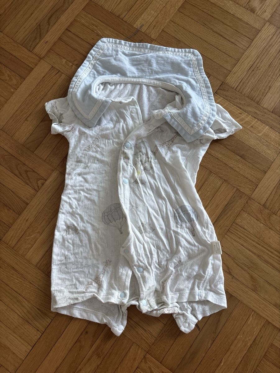 Kleiderpakete & -sets: Barboteuse bébé col claudine – Gebraucht aus Ecublens VD von Alan2026