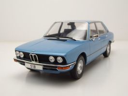 BMW 5er E12 Limousine Phase I 1972-1976 hellblau met.   1:18
