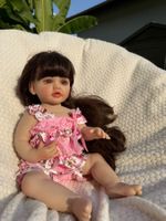 Süsse Puppe im Vinile (cm 48) mit lange Haare