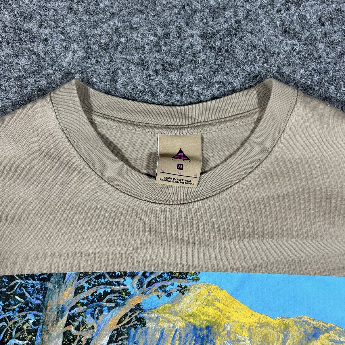Nike T-Shirts: NIKE ACG Medium 2021 – Gebraucht aus La Sagne NE von Matlasape 2