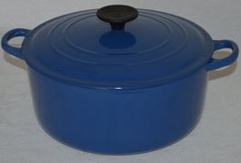 Le Creuset Cocotte ronde en fonte /  Gusseisen-Bräterform