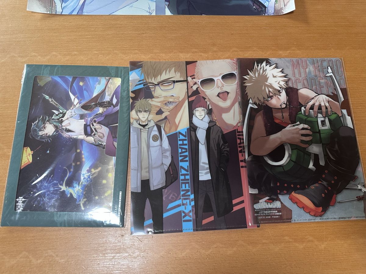 Foto & Immagini: Lot poster manga – Usato da Corgémont venduto da Chloesellsthings 3