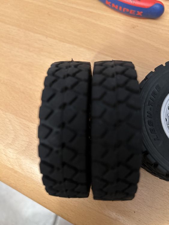 Tamiya Pneus Racing Truck Radial 26mm (x2) 51589