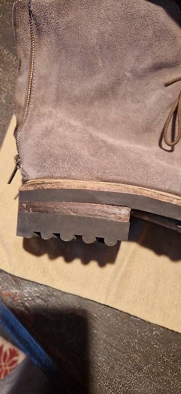 Scarpe da uomo: ANFIBI SHOTO – Usato da Gentilino venduto da pet_p7fg 1