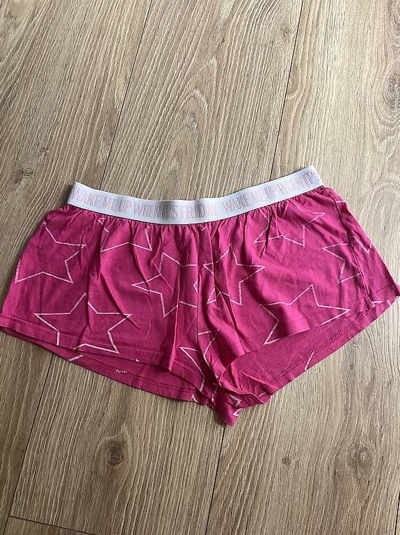 Pantalons: kurze Hosen  – D'occasion à Brütten par cel_l8pt 3