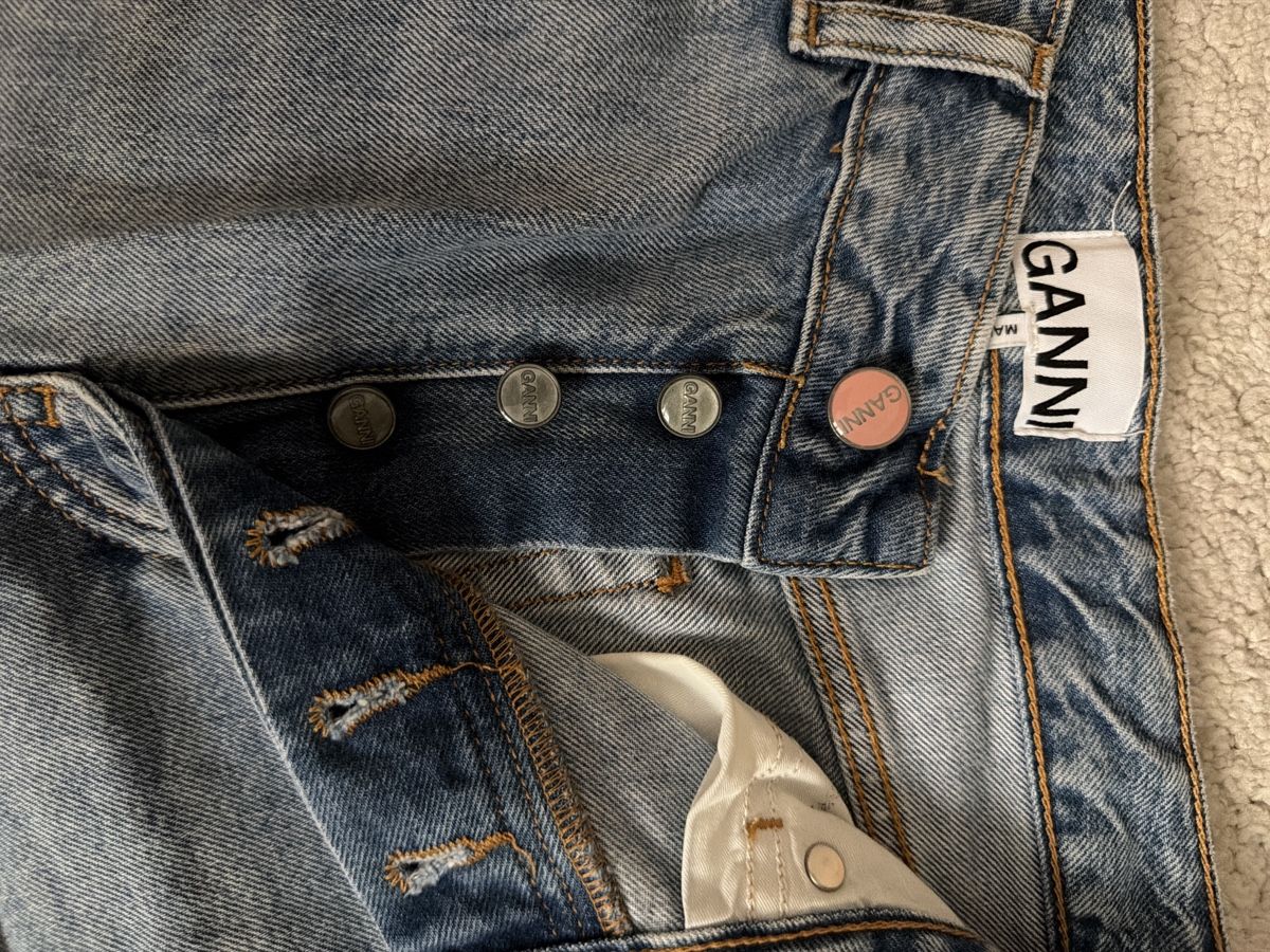 Ganni Jeans: GANNI Jeans hellblau – D'occasion à Zürich par mar_gp9s 1