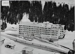 Flugaufnahme Sporthotel Bellevue Arosa