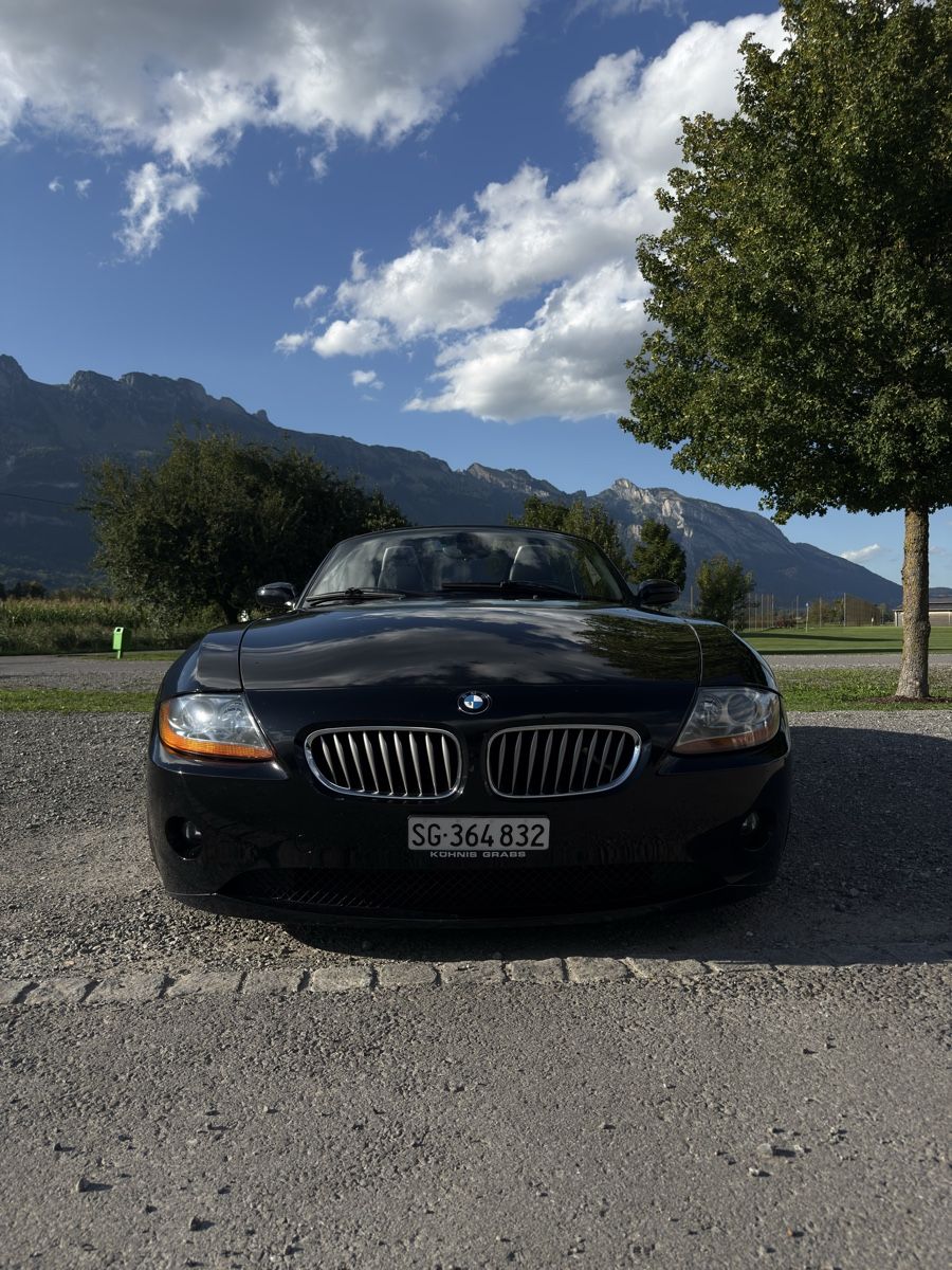 BMW Autos: BMW Z4 3.0 Cabriolet – D'occasion à Gams par neg_jz88 4