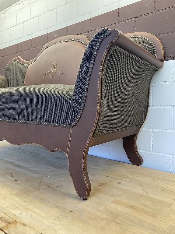 Sofas: Antikes Sofa – Neuf avec emballage d'origine à willerzell par sattler95 1