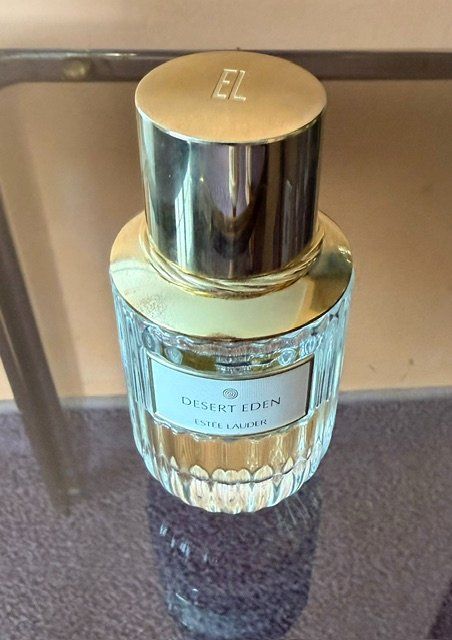 Estée Lauder Parfum & Eau de Toilette: Parfüm Estée Lauder Desert Eden – Gebraucht aus Pfäffikon ZH von Margot1 1