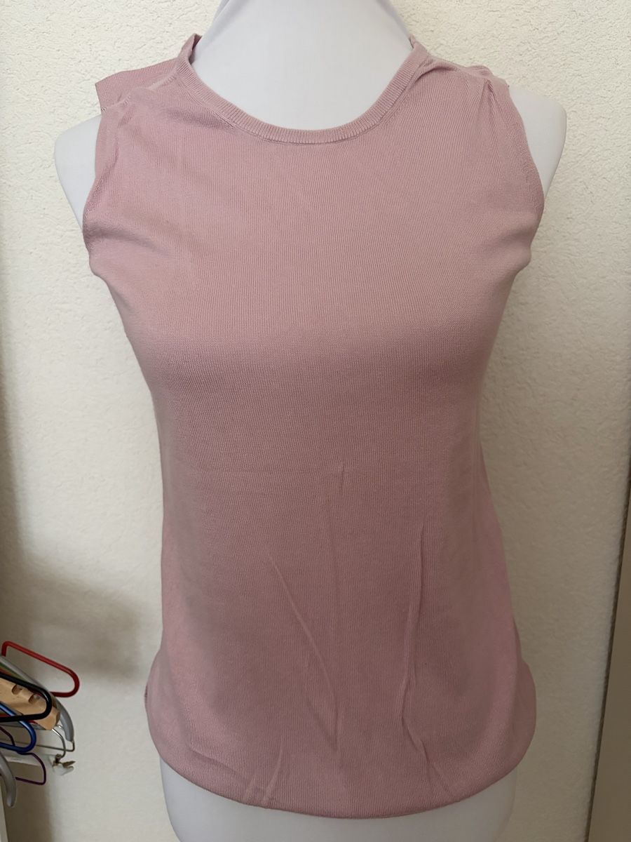 Camicette: 8 shoet sleeve blouses – Usato da Münchenstein venduto da ArleneLM