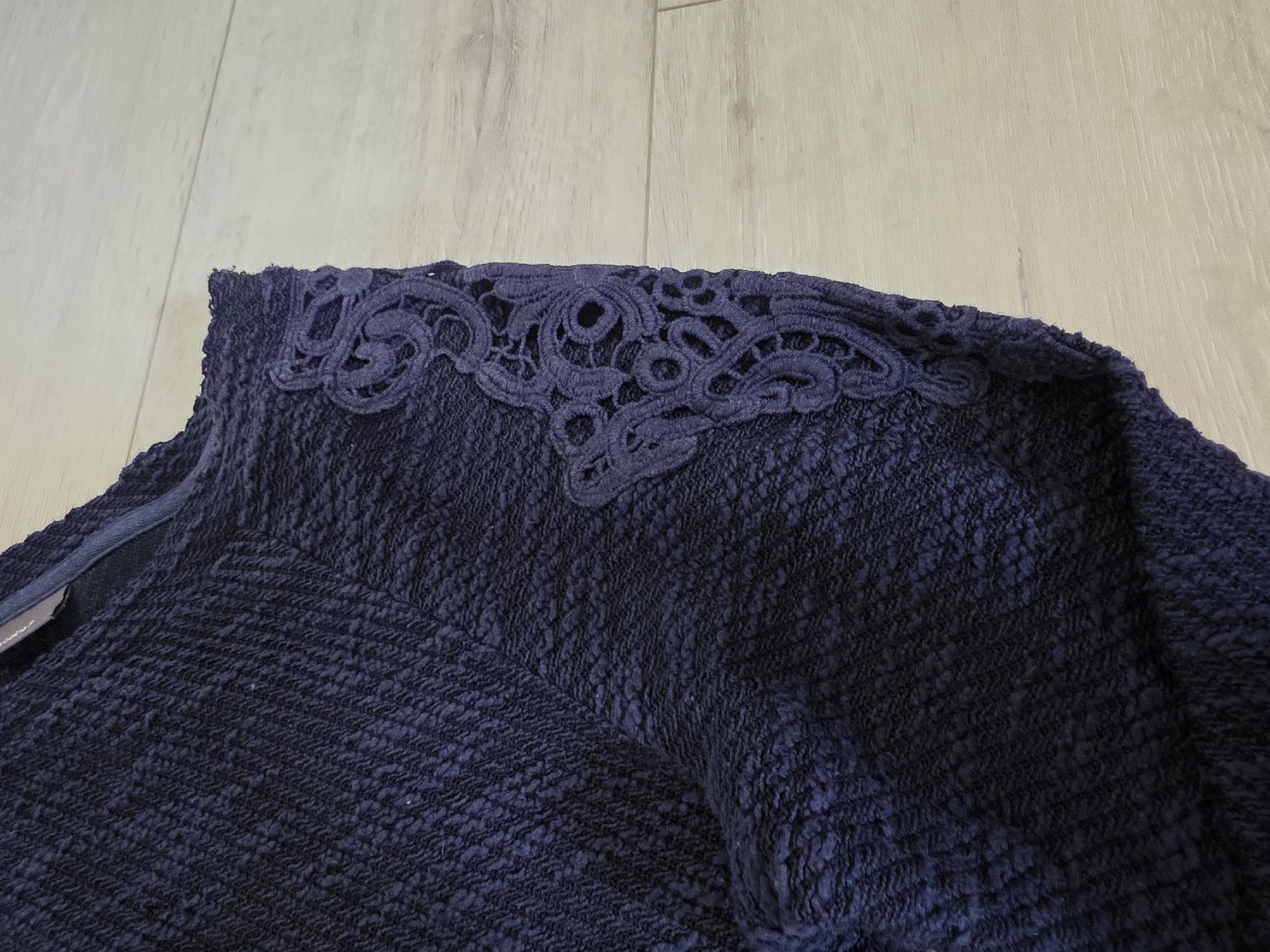 Maglioni & Felpe: Damen Pullover dunkelblau mit Spitzenbesatz gr M – Usato da Wigoltingen venduto da Zuckerfee84 1