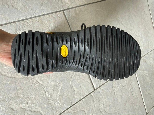 Ugg Scarpe per ragazze: neuwertige UGG Winterboots, Grösse 36 – Nuovo (secondo la descrizione) da Wangen b. Olten venduto da Ticigirl0 1