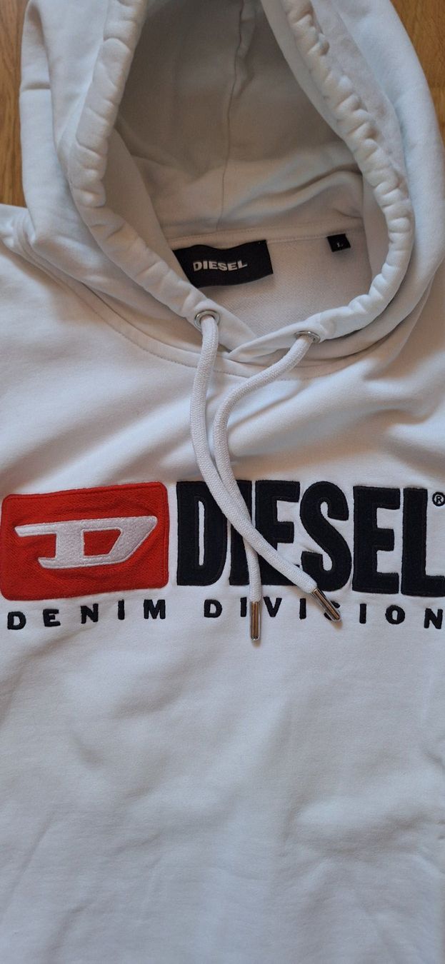 Diesel Maglioni & Felpe: Diesel, sweat à capuche, blanc – Nuovo e nell'imballaggio originale da Lussery-Villars venduto da pousinete02 1