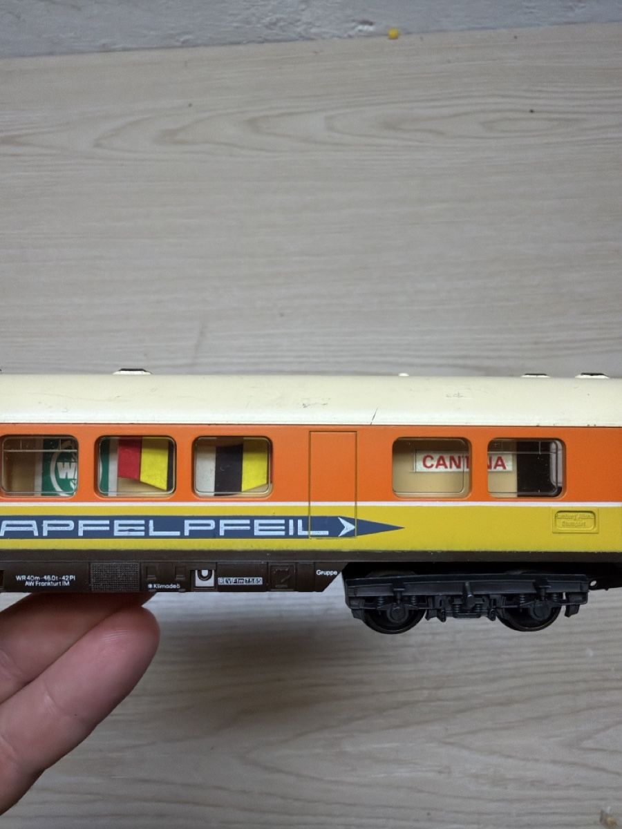 Lima Modellini di ferrovie: Lima Restaurant wagen HO – Usato da Herzogenbuchsee venduto da ioa_zcm6 6
