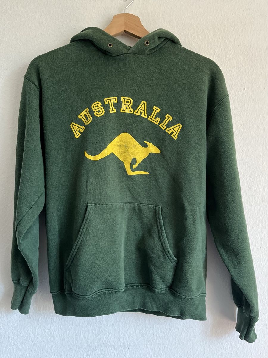 Maglioni & Felpe: grüner Kapuzenpullover – Usato da Zürich venduto da nerinalaura