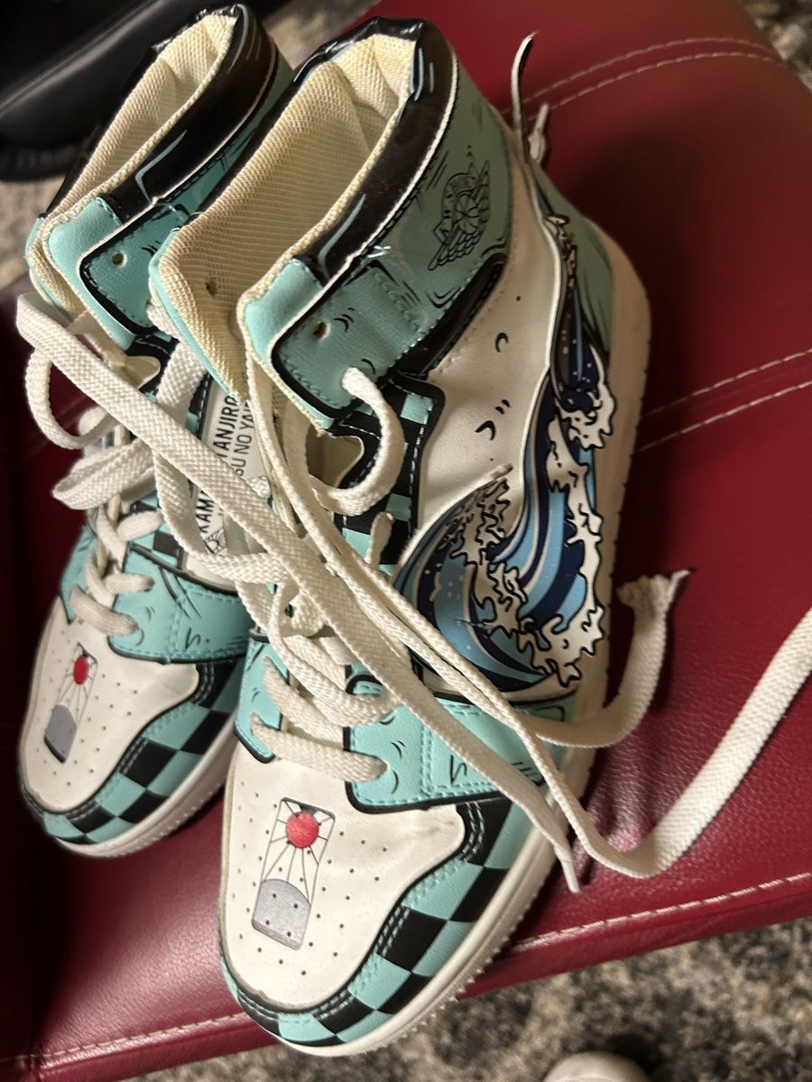 Scarpe da uomo: Demon Slayer Tanjiro Schuhe – Usato da Wigoltingen venduto da deliamb 1