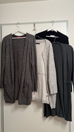 4 Cardigans Gr. M-L guter Zustand