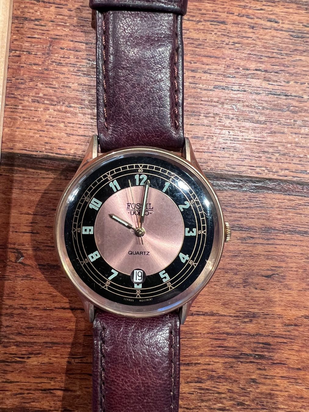 Fossil Orologi: Fossil Retrouhr. Roségold, schwarz – Nuovo (secondo la descrizione) da Richterswil venduto da Solemare47Nicole