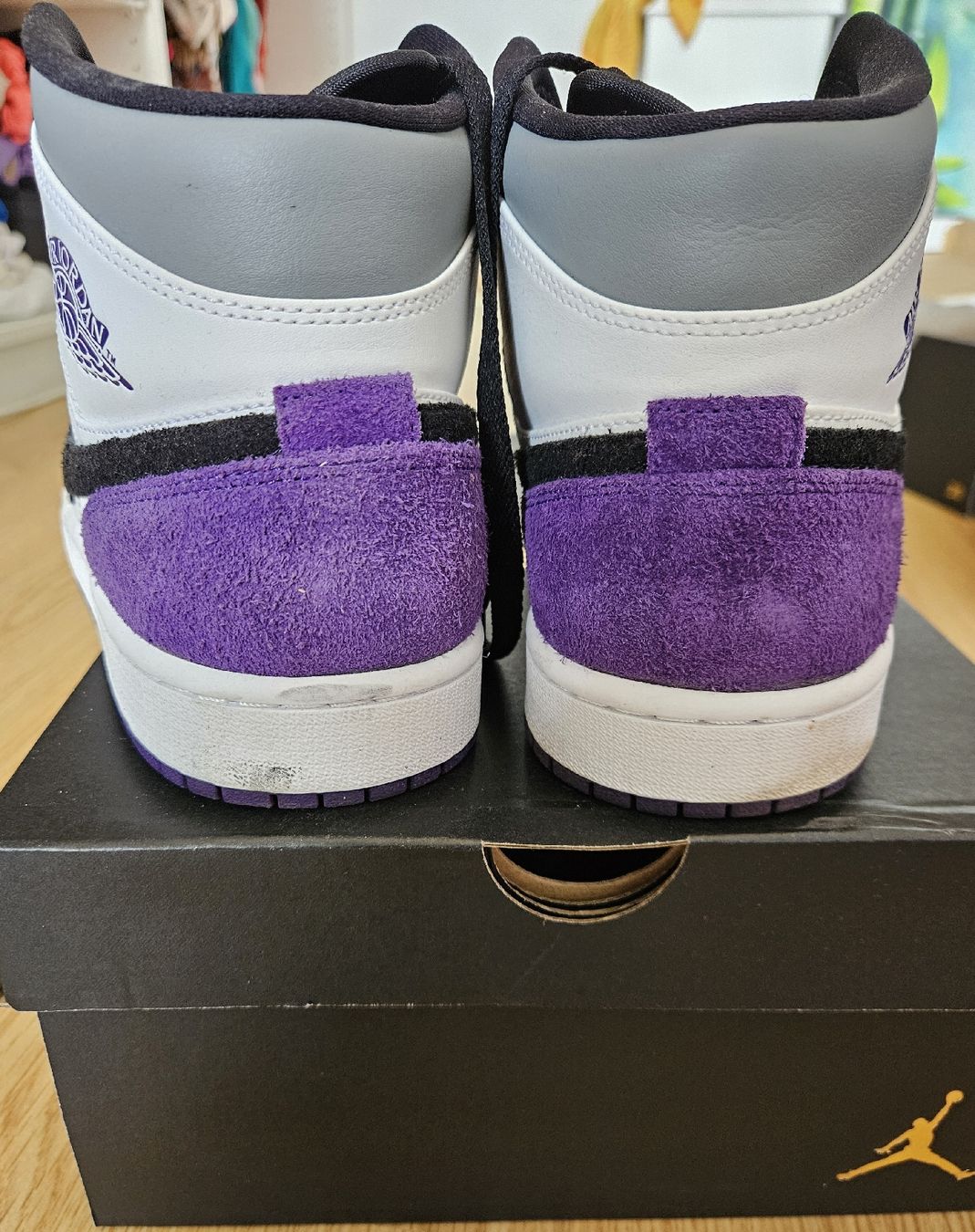 Jordan Scarpe da uomo: Jordan 1 Mid SE Violet/Noir Pointure 44.5 – Usato da Täuffelen venduto da pas_lf6k 1