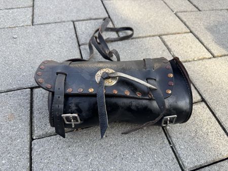 Harley Davidson Lederrolle an Lenker