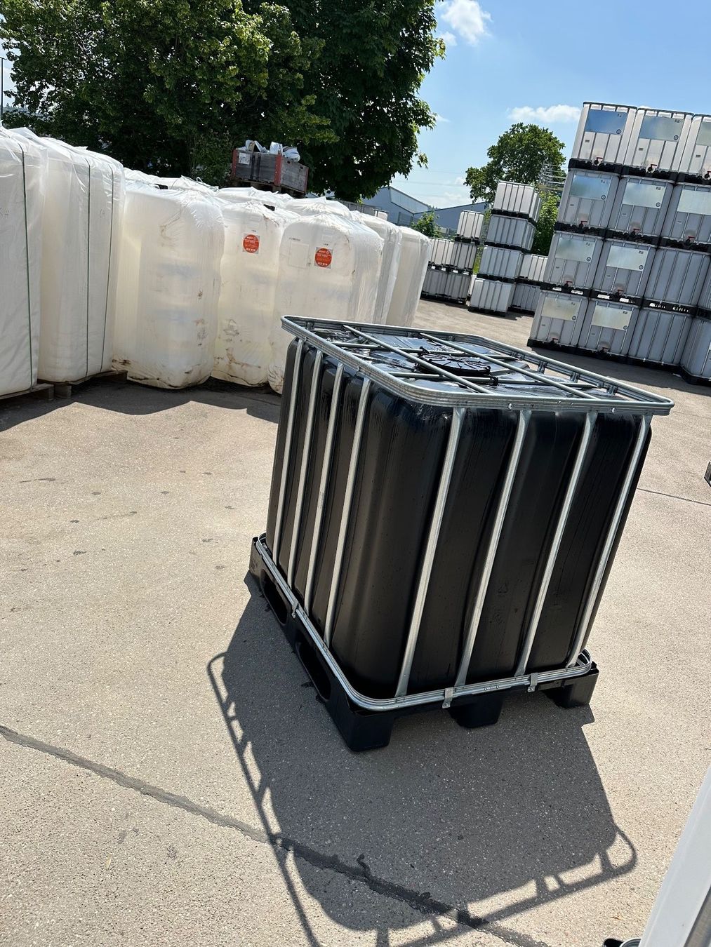 Tränken & Tröge: IBC Tank neu schwarz – Gebraucht aus Schöfflisdorf von Dance04 2