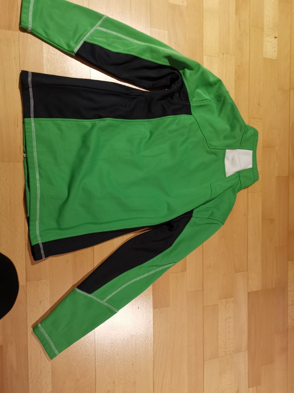 Giacche: Veste softshell Extend verte et noire, taille S – Usato da La Corbaz venduto da Emma22cj 3