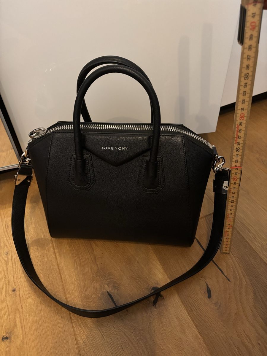 Givenchy Sacs femmes: Givenchy Antigona Small Bag, like new! – Neuf (Voir description) à Windisch par bymarikaa 8