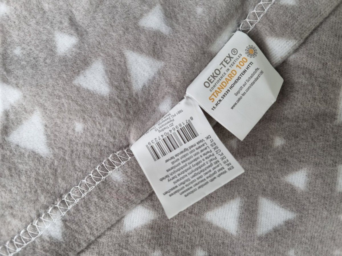 Coperte: ZD TRADING Kuscheldecke Polyester 130x180 cm – Usato da Wangen b. Olten venduto da Restwert_Wangen 6