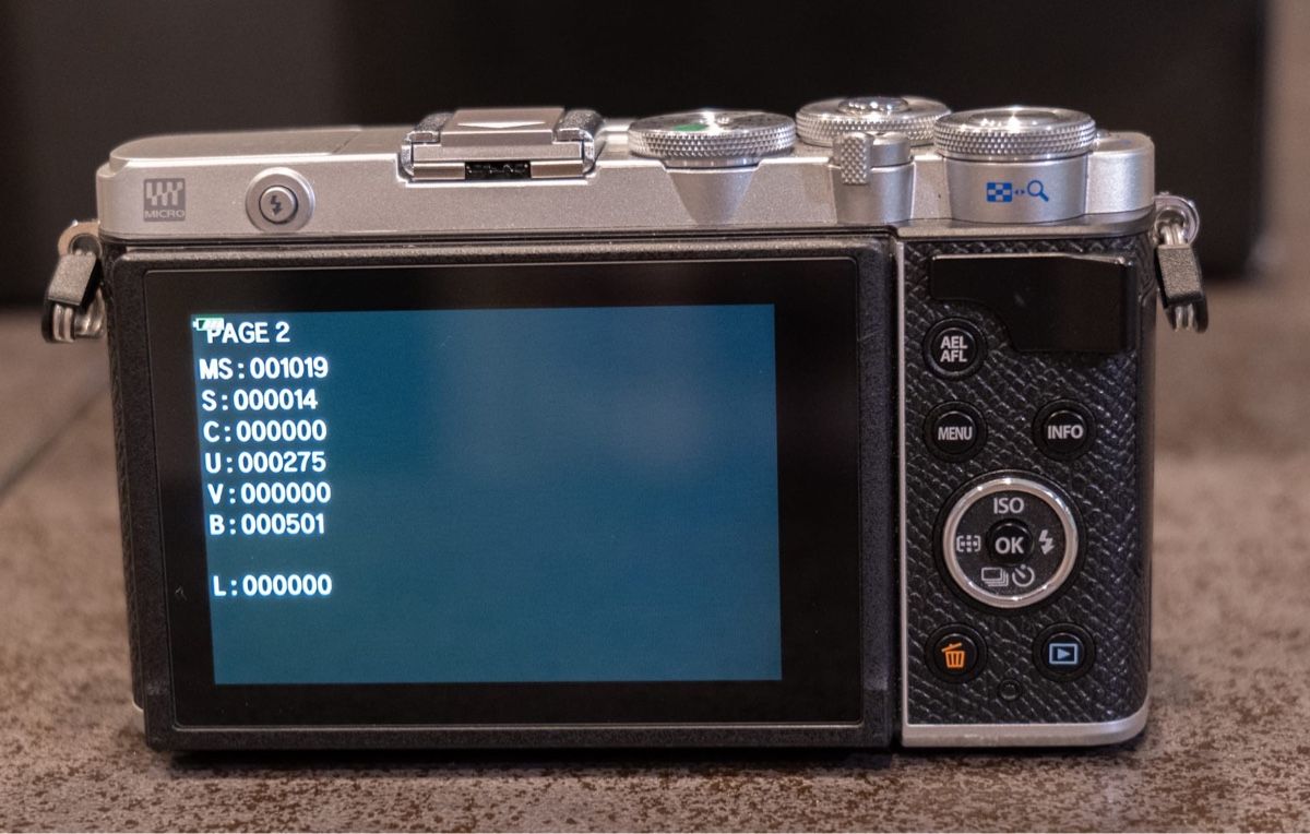 Olympus Kamera: Olympus Pen E-P7 avec objectif 12-42mm EZ – Gebraucht aus Courchavon von fma_x92l 3