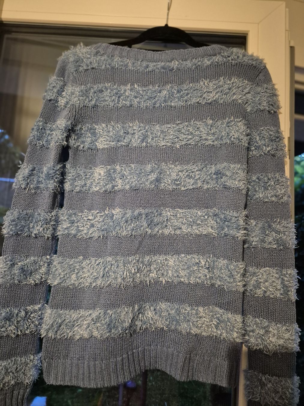 Pullover & Sweatshirts: Winter Strickpullover mit Fransen, hellblau, Grösse M – Neu (gemäss Beschreibung) aus Zürich von mit_jz2x 1
