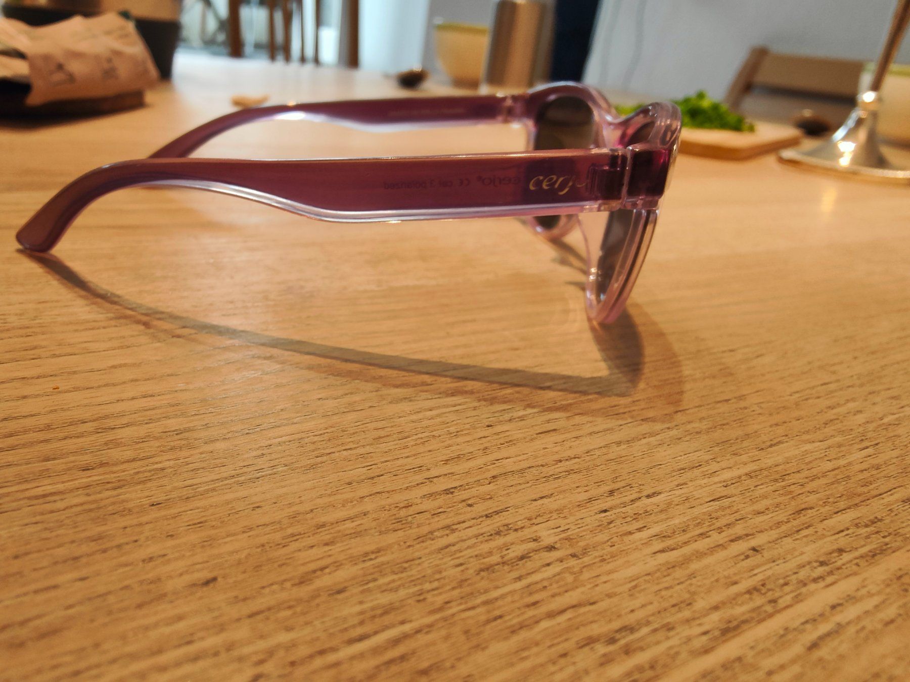 Occhiali & Lenti: Kinder Sonnenbrille Lila – Usato da Näfels venduto da dan_yc7t 2