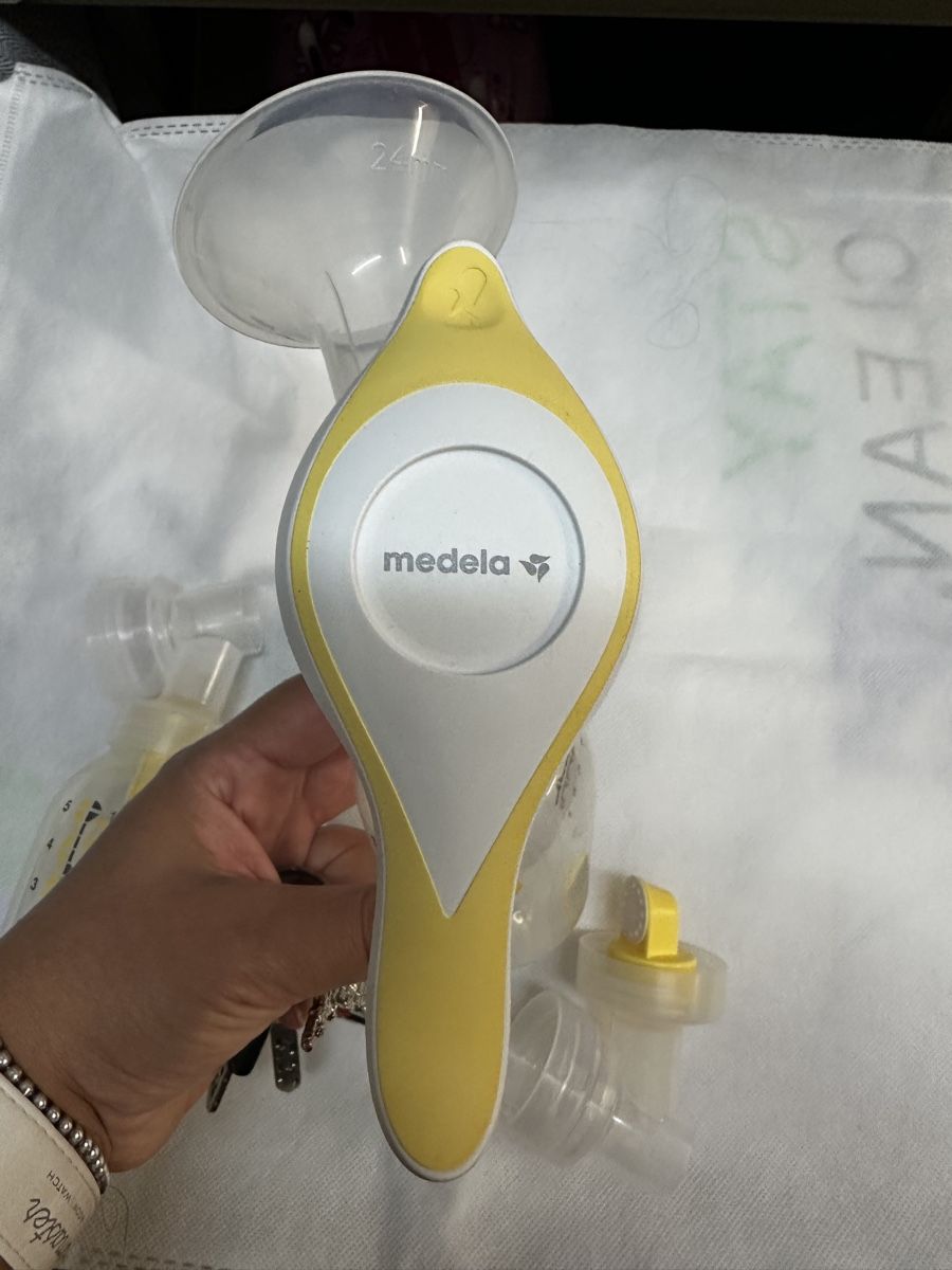 Medela Accessori per l’allattamento: Medela Breast Pump - Excellent Condition – Usato da Zürich venduto da Bybyana 1