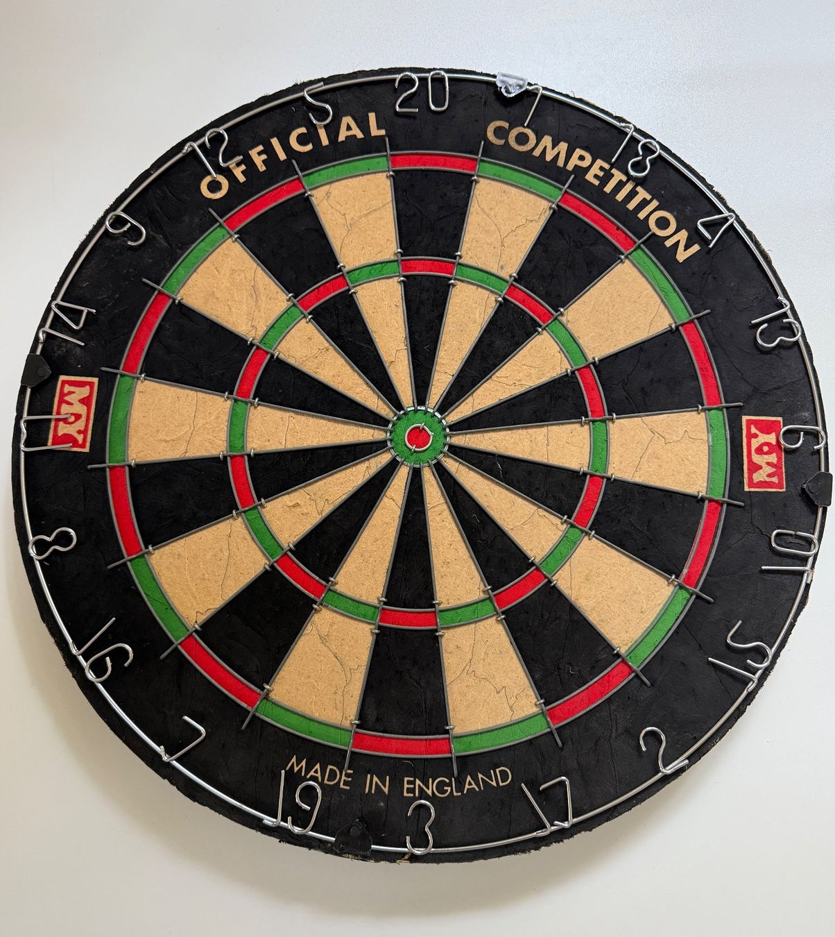 Freccette: Vintage Bristle Dartboard - official competition – Usato da Küsnacht ZH venduto da Raimond1234