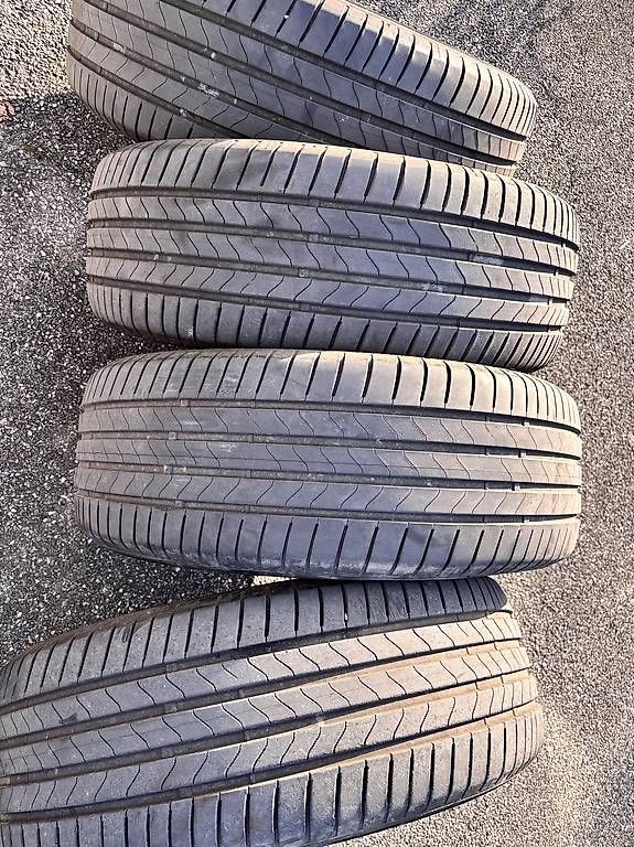 Pneus & Kompletträder: Pneus été 225/55R 18 – Gebraucht aus Petit-Lancy von gio_j2c9 1