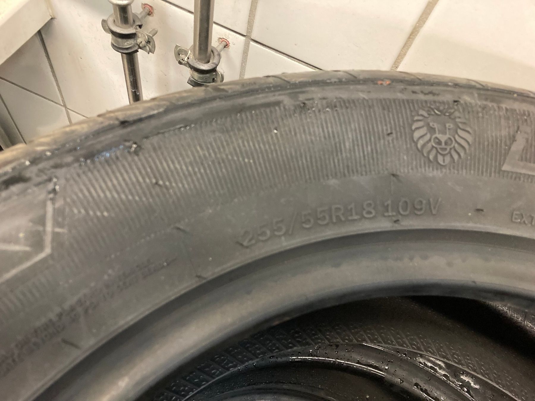 Pneumatici & Ruote complete: 255/55R18 Sommerpneu – Nuovo e nell'imballaggio originale da Cham venduto da WB2223 3