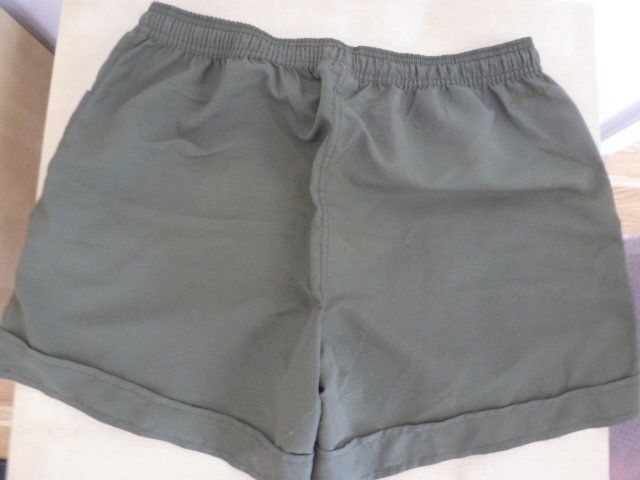 Pantaloni: Short – Usato da Luzern venduto da Ankerli 3