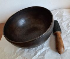Tibetische Klangschale, handgefertigt und graviert