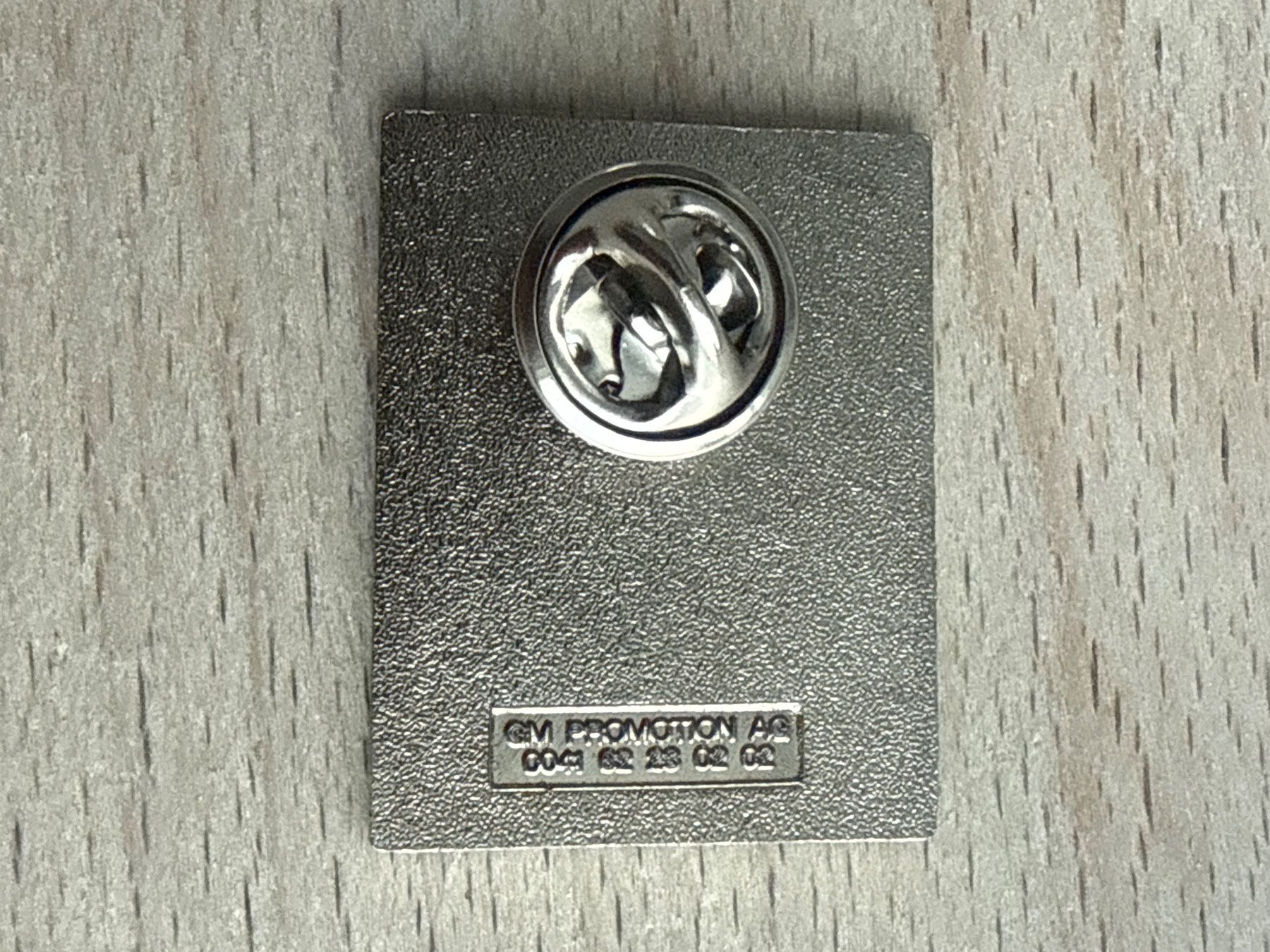 Plaquettes & Badges: Pin Migros Klubschule – D'occasion à Glattbrugg par Schweigmatt 1