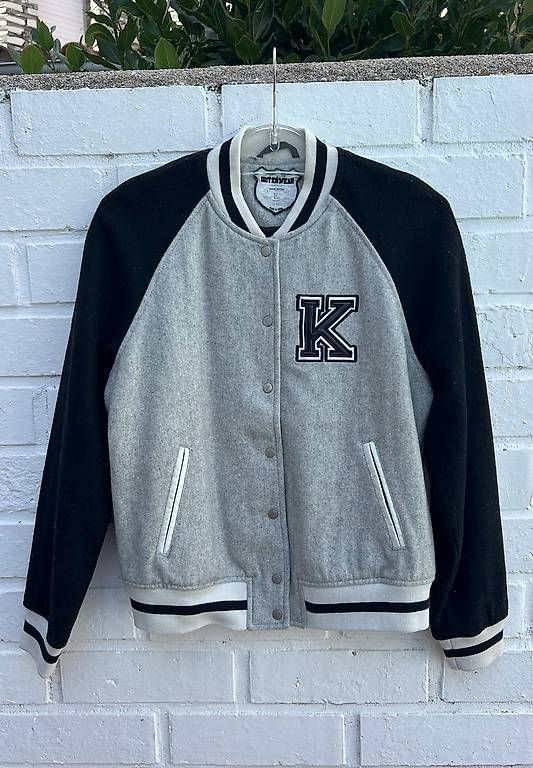 Jacken: College-Jacke – Gebraucht aus Tagelswangen von fireiceprincess