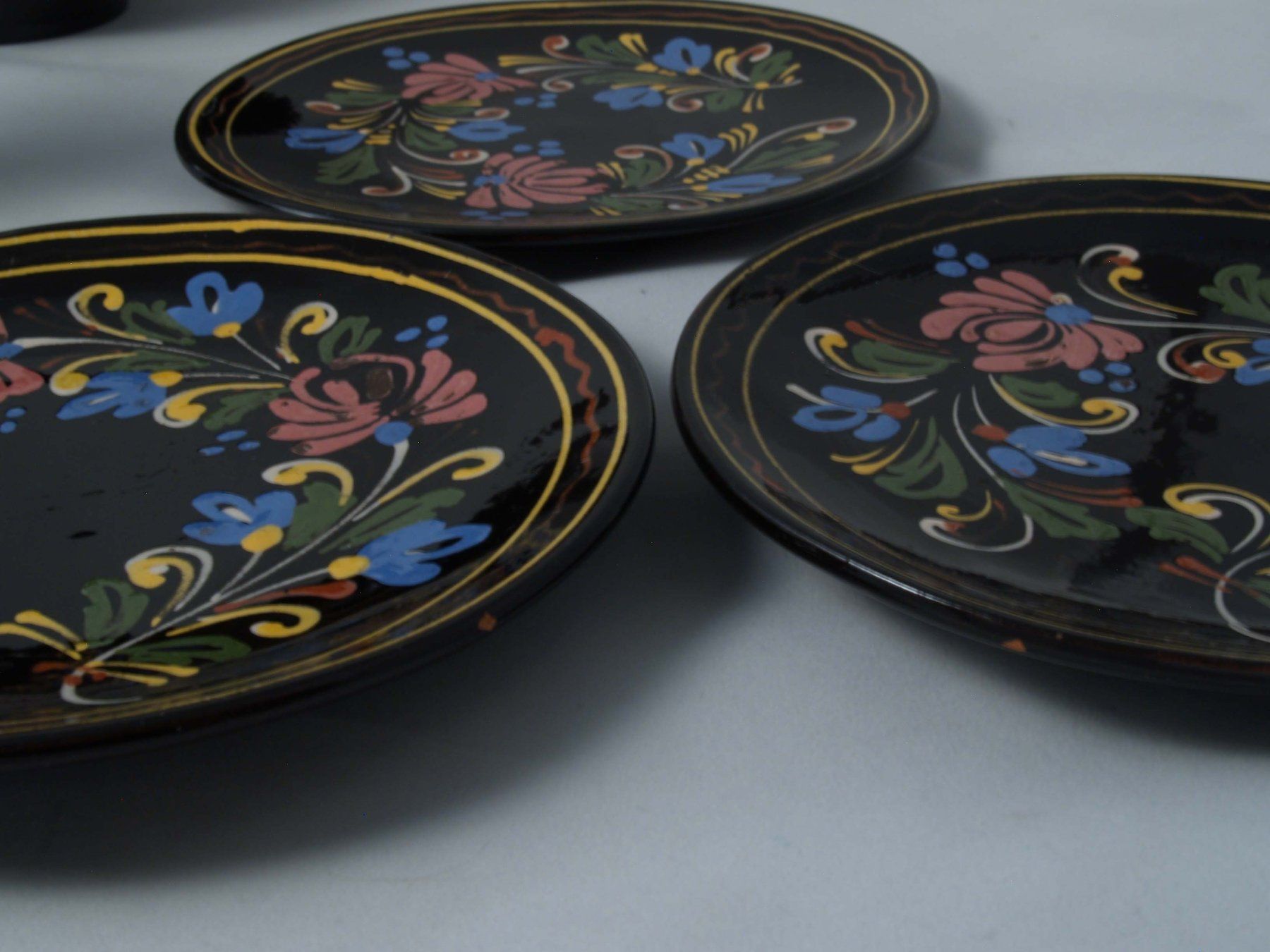 Set di piatti: Ancien service de table, céramique – Usato da Genève venduto da CH1938 5